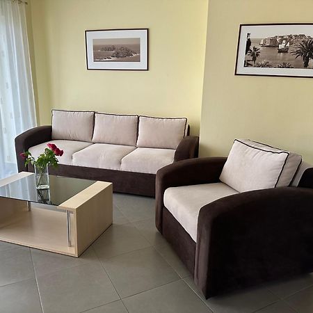 Spacious 1 Bedroom 4 Star Apartment, Mlini Ngoại thất bức ảnh